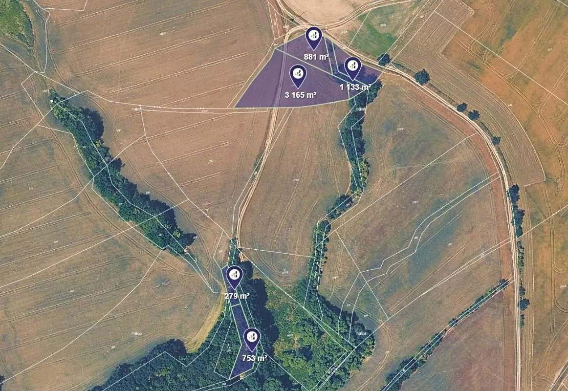 Prodej pole 6211 m²
